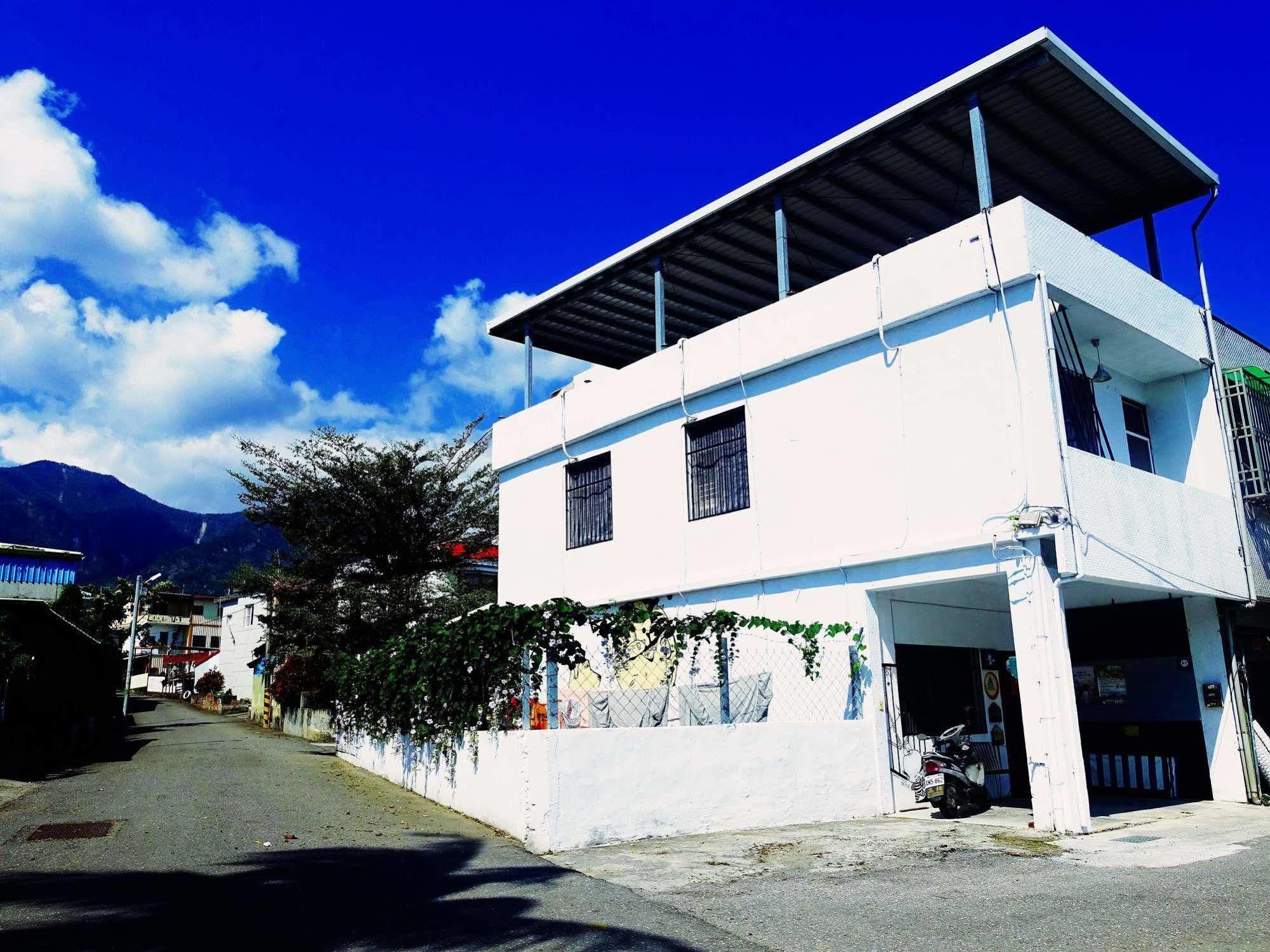都蘭朋友家 Dulan Friends Hostel Donghe Exterior photo